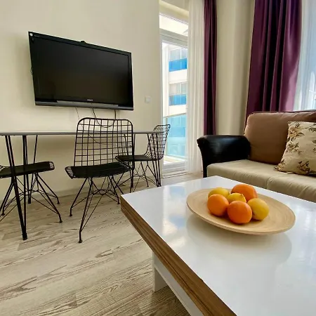 Aparthotel Lisva